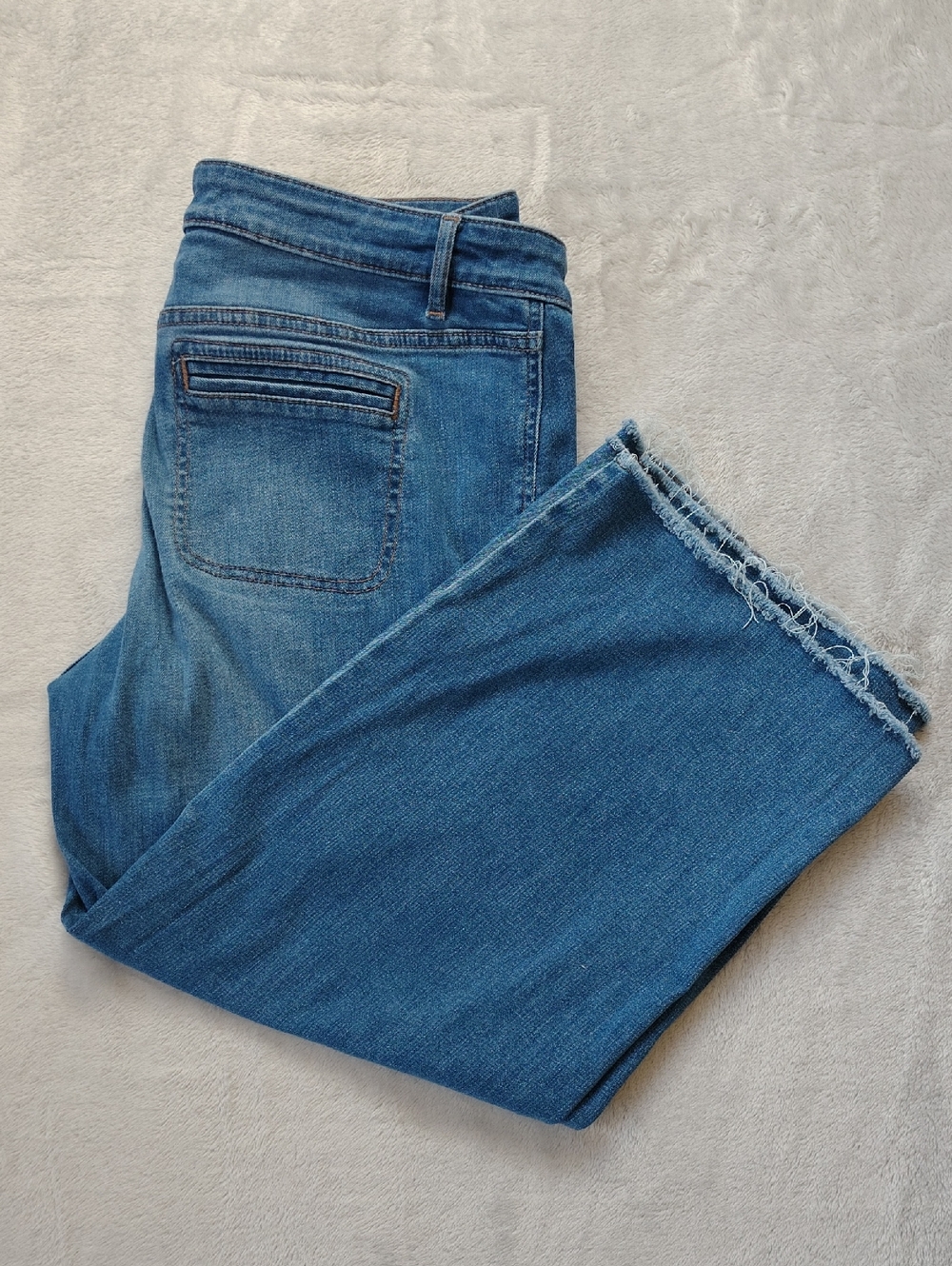 J.Jill Wide Leg Rough Hem Medium Wash Denim Cropped Jeans Size 12